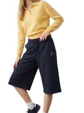 🟦SALE 5️⃣0️⃣% off🟦 
Wide  crop pants cotton french Terry  Reebok like new